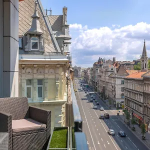 Hotel Nh Collection Center, Budapešť