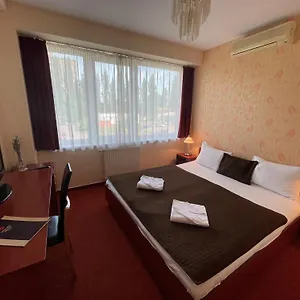 Hotel Canada, Budapešť