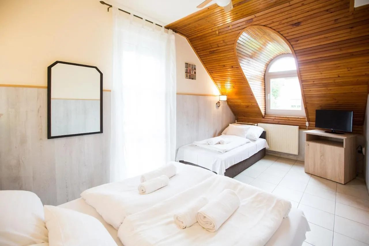 Casa de hóspedes Passzio Panzio Hotel Budapeste